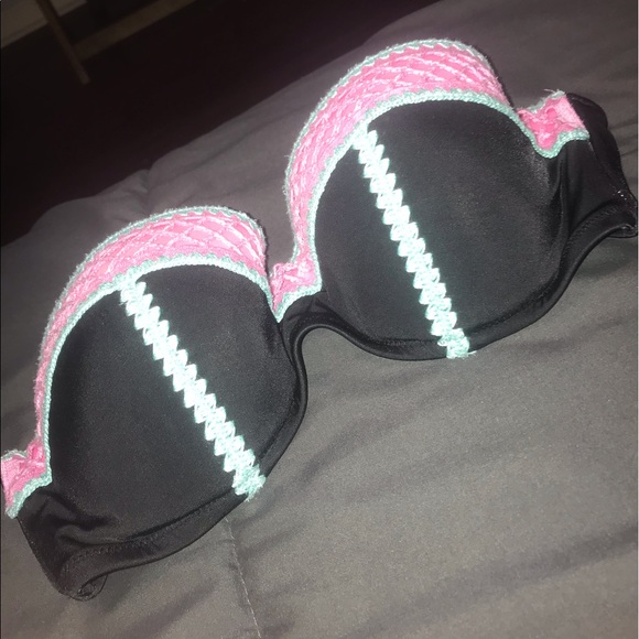 2 bathing suits - Picture 2 of 5